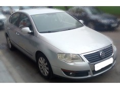 VOLKSWAGEN PASSAT BERLINA (3C2)