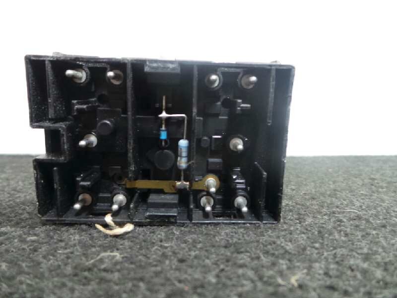 Recambio de mando elevalunas delantero izquierdo para bmw serie 5 berlina (e34) 2.5 24v referencia OEM IAM   