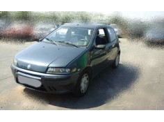 FIAT PUNTO BERLINA (188)