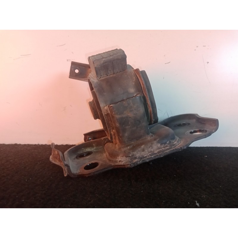 Recambio de soporte motor izquierdo para toyota auris 1.4 turbodiesel cat referencia OEM IAM 123720N020  