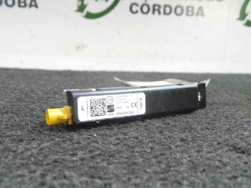 Recambio de antena para seat leon sc (5f5) 1.4 16v tsi referencia OEM IAM 5F4035225 AMPLIFICADOR ANTENA 