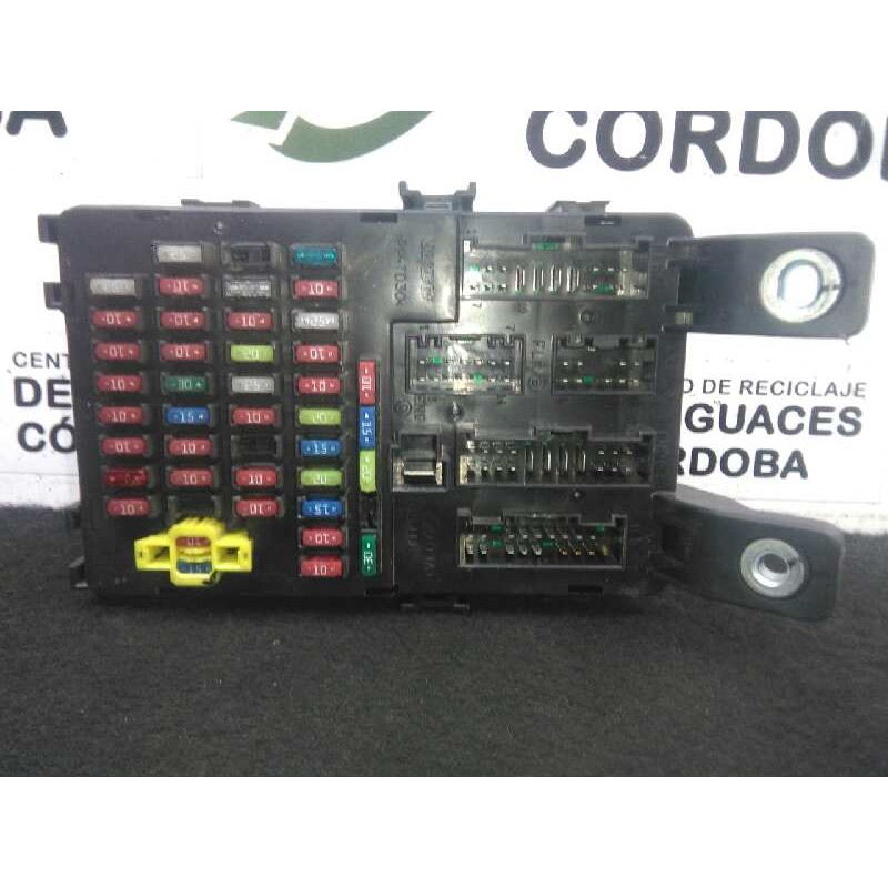 Recambio de caja reles / fusibles para kia rio 1.4 cat referencia OEM IAM 919501G010-KF6071834A  