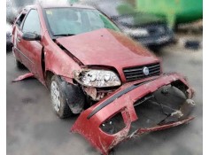 FIAT PUNTO BERLINA (188)