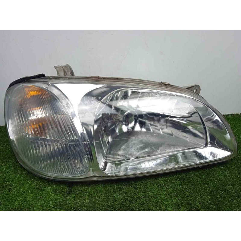 Recambio de faro derecho para kia carnival 2.9 turbodiesel cat referencia OEM IAM SINREFERENCIA 01-06 