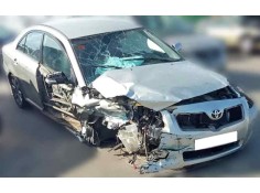 TOYOTA AVENSIS BERLINA (T25)