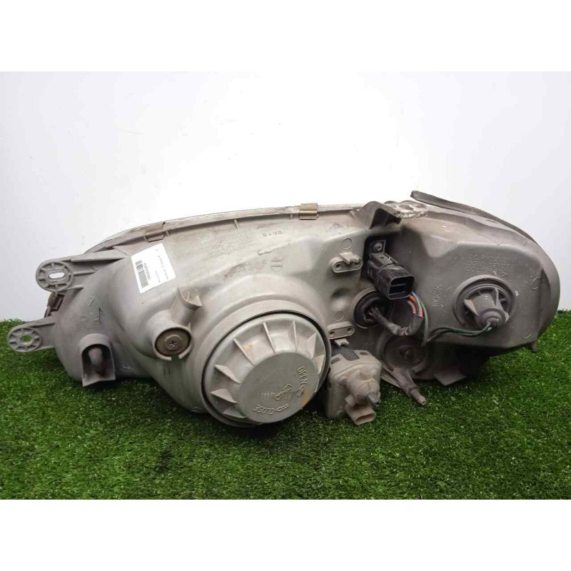 Recambio de faro derecho para kia carnival 2.9 turbodiesel cat referencia OEM IAM SINREFERENCIA 01-06 