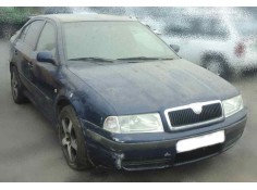 SKODA OCTAVIA BERLINA (1U2)