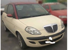 LANCIA YPSILON (101)