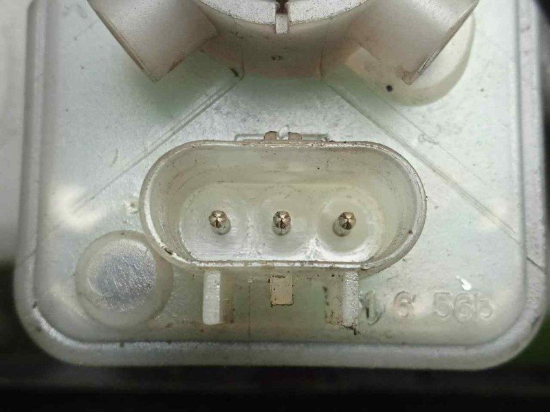 Recambio de faro izquierdo para kia carnival 2.9 turbodiesel cat referencia OEM IAM SINREFERENCIA 01-06 