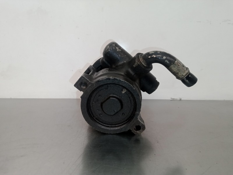 Recambio de bomba servodireccion para peugeot 605 2.1 turbodiesel referencia OEM IAM 7849701  