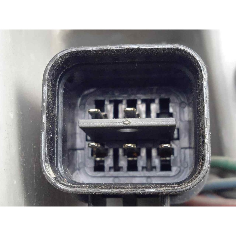 Recambio de faro izquierdo para kia carnival 2.9 turbodiesel cat referencia OEM IAM SINREFERENCIA 01-06 