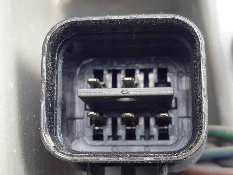 Recambio de faro izquierdo para kia carnival 2.9 turbodiesel cat referencia OEM IAM SINREFERENCIA 01-06 