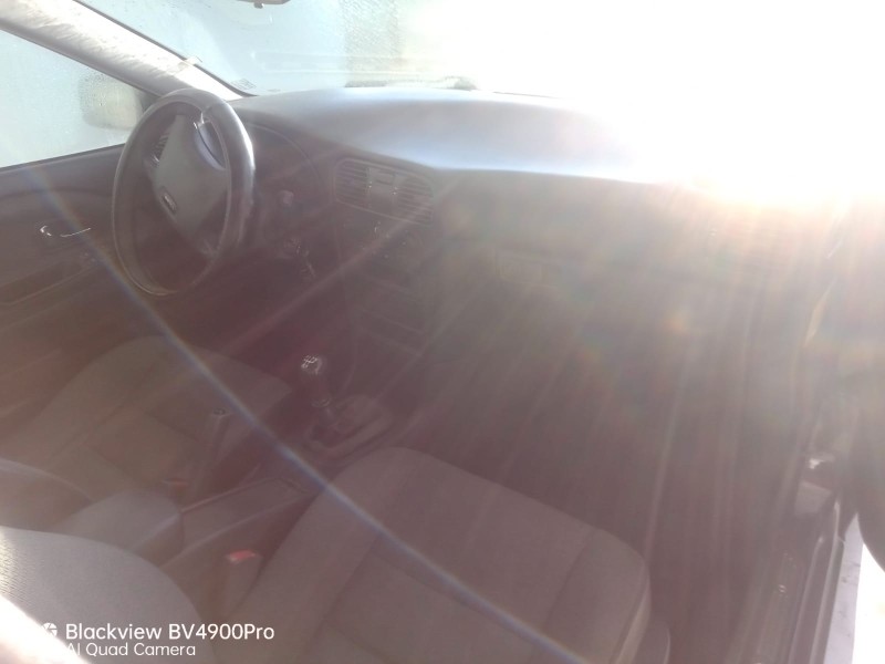 volvo v40 station wagon (645) del año 2000