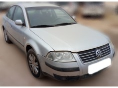 VOLKSWAGEN PASSAT BERLINA (3B3)