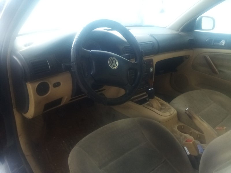 volkswagen passat b5.5 (3b3) del año 2001