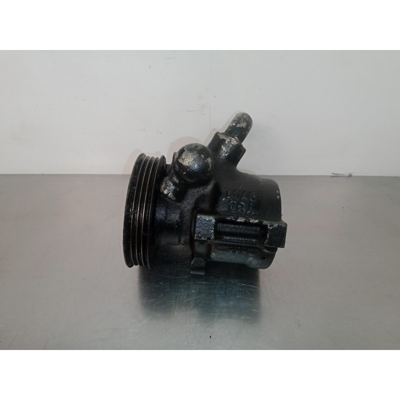 Recambio de bomba servodireccion para peugeot 605 2.1 turbodiesel referencia OEM IAM 7849701  