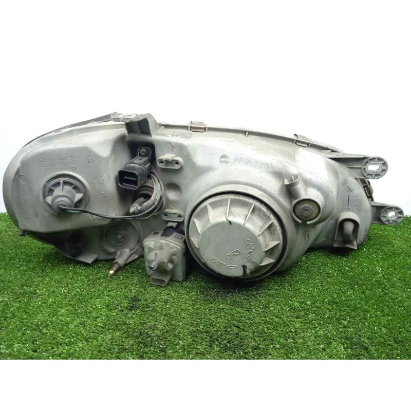 Recambio de faro izquierdo para kia carnival 2.9 turbodiesel cat referencia OEM IAM SINREFERENCIA 01-06 