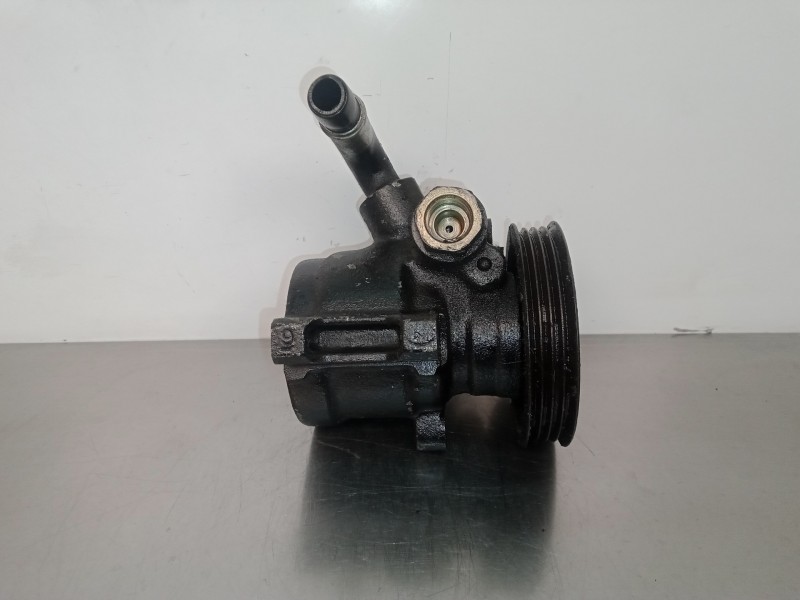 Recambio de bomba servodireccion para peugeot 605 2.1 turbodiesel referencia OEM IAM 7849701  