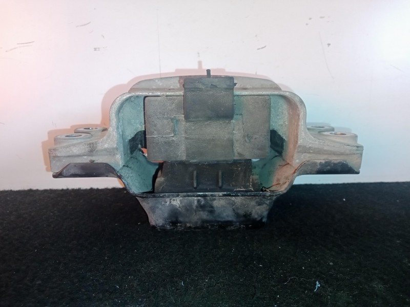 Recambio de soporte motor izquierdo para volkswagen touran (1t1) 1.9 tdi referencia OEM IAM 1K0199555N  