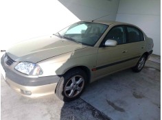 TOYOTA AVENSIS BERLINA (T 22)