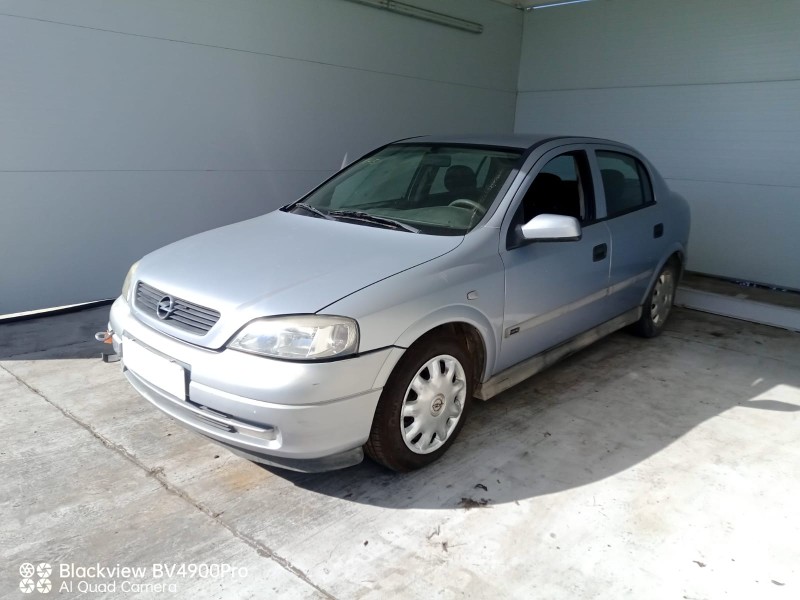 opel astra g hatchback (t98) del año 2001