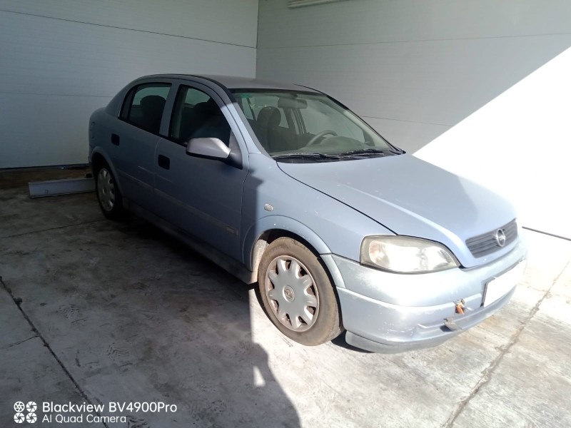 opel astra g hatchback (t98) del año 2001