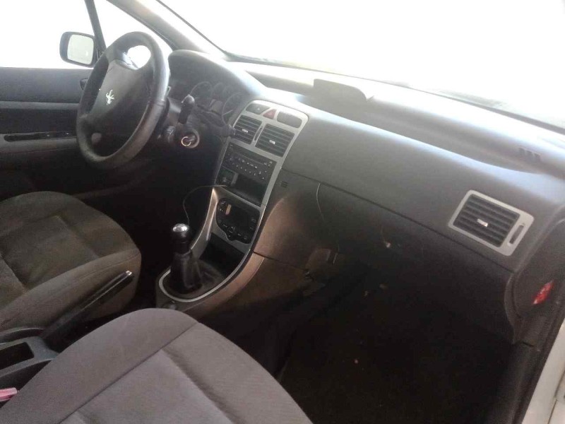 peugeot 307 (3a/c) del año 2004