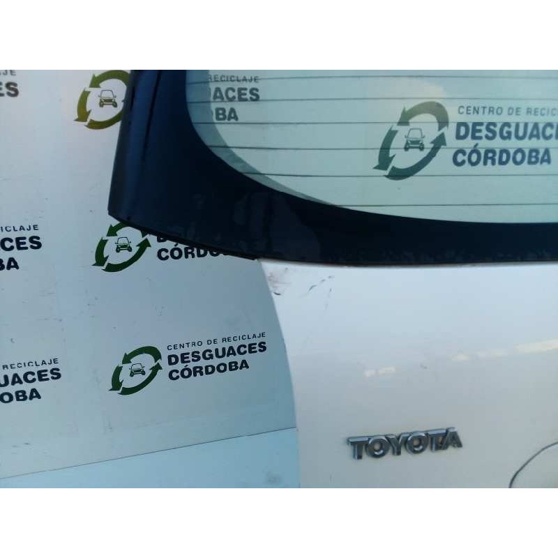 Recambio de porton trasero para toyota corolla (e12) referencia OEM IAM BLANCO 178384 