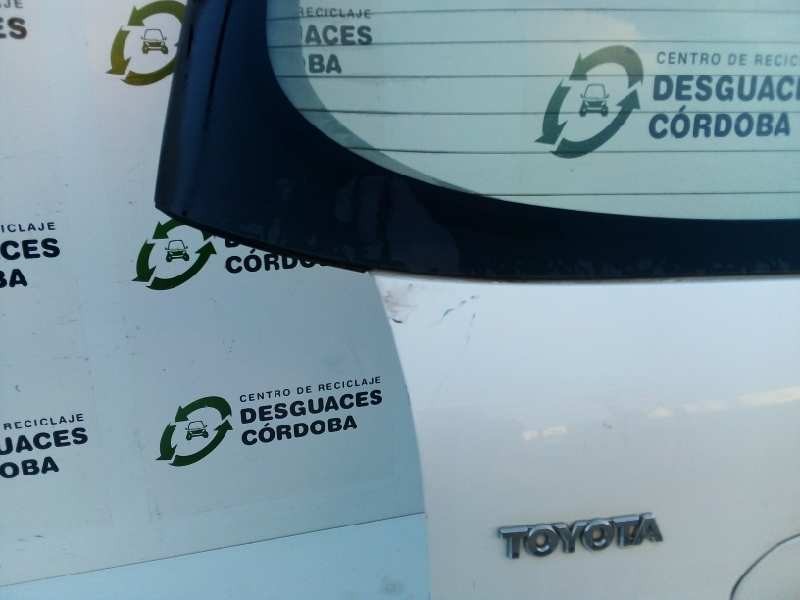 Recambio de porton trasero para toyota corolla (e12) referencia OEM IAM BLANCO 178384 
