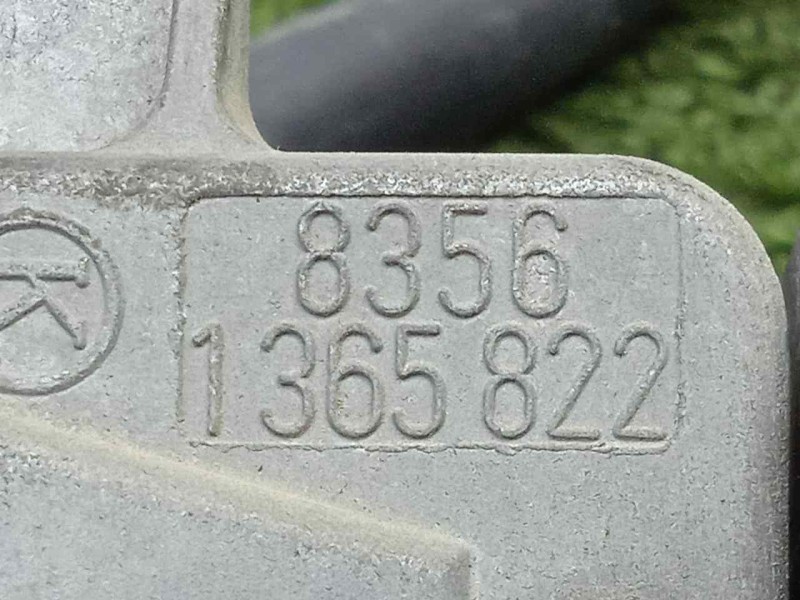 Recambio de mando limpia para bmw serie 3 (e21) 1.6 referencia OEM IAM 1365822  