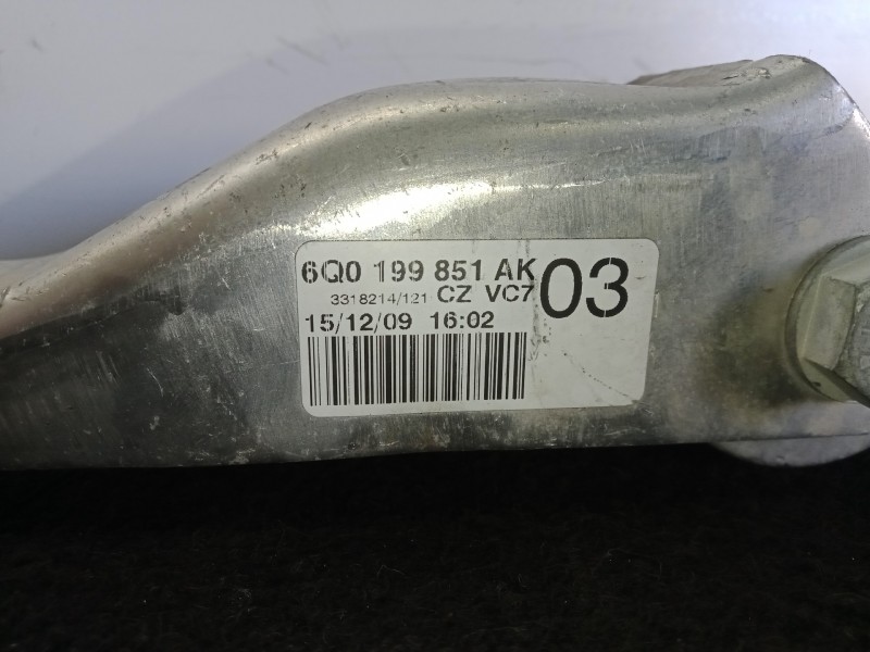 Recambio de soporte motor trasero para volkswagen polo (6c1) 1.2 tsi referencia OEM IAM 6Q0199851AK  