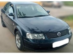 VOLKSWAGEN PASSAT BERLINA (3B2)