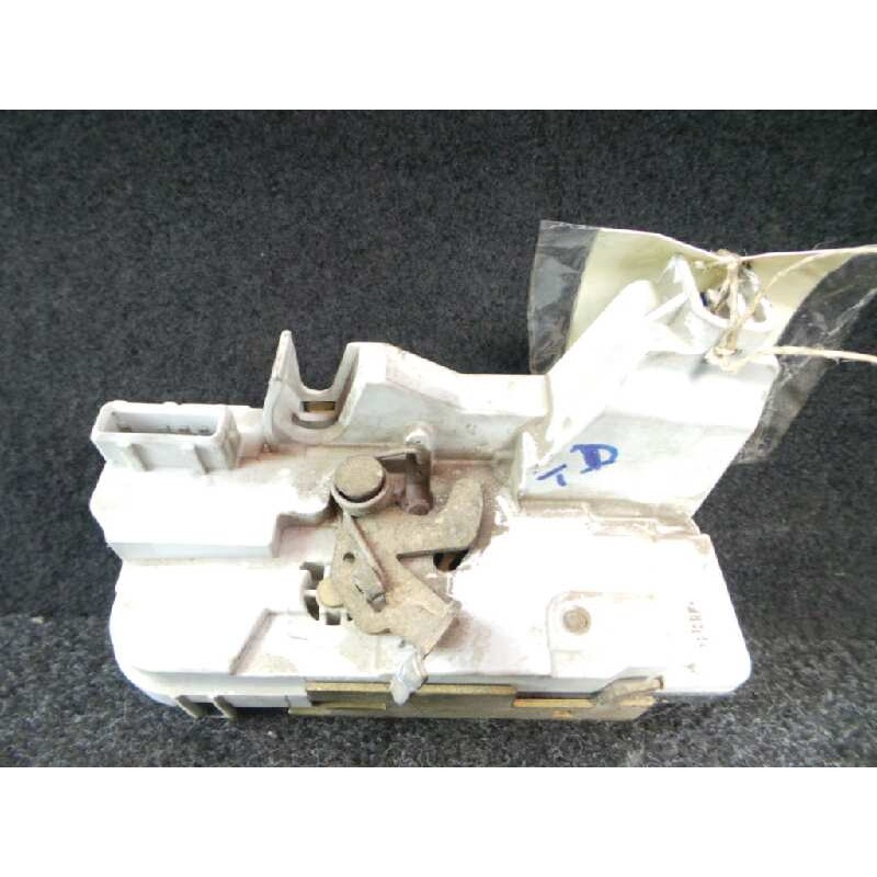 Recambio de cerradura puerta trasera derecha para peugeot 307 (s1) 2.0 hdi fap cat referencia OEM IAM 9138C0  