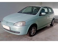 opel corsa c (x01) del año 2001 2