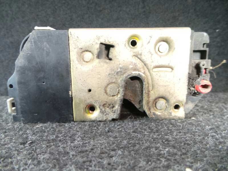 Recambio de cerradura puerta trasera derecha para peugeot 307 (s1) 2.0 hdi fap cat referencia OEM IAM 9138C0  