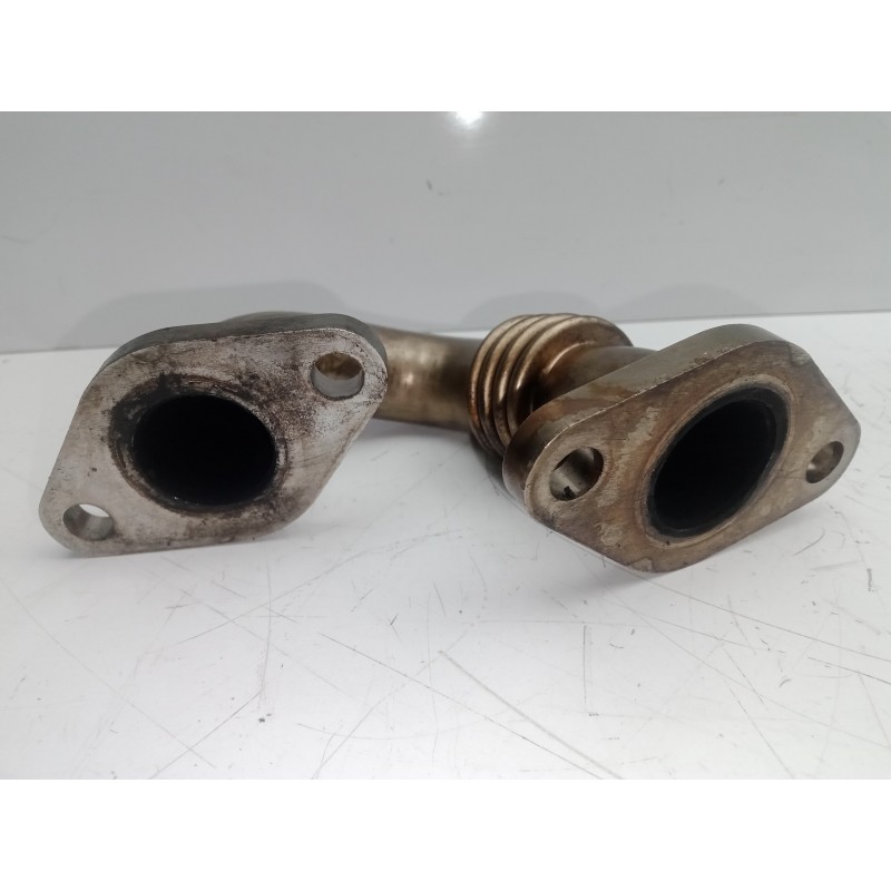 Recambio de tubo para volkswagen passat berlina (3c2) 2.0 tdi referencia OEM IAM 03G131521-03G131521AM  