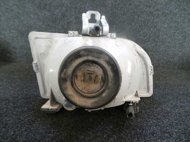 Recambio de faro izquierdo para ford fiesta berl./courier 1.1 cat referencia OEM IAM  FIESTA 90. 