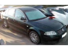 VOLKSWAGEN PASSAT BERLINA (3B3)