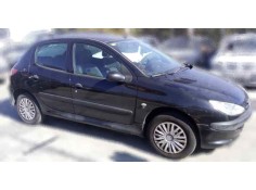 PEUGEOT 206 BERLINA