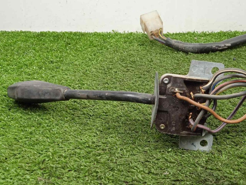 Recambio de mando limpia para bmw serie 3 (e21) 1.6 referencia OEM IAM 1365822  