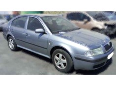 SKODA OCTAVIA BERLINA (1U2)