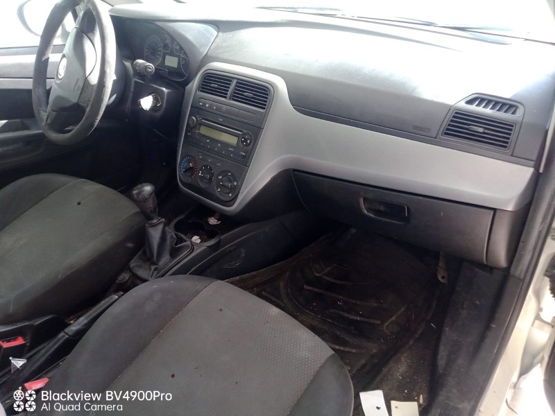 fiat grande punto (199_) del año 2011