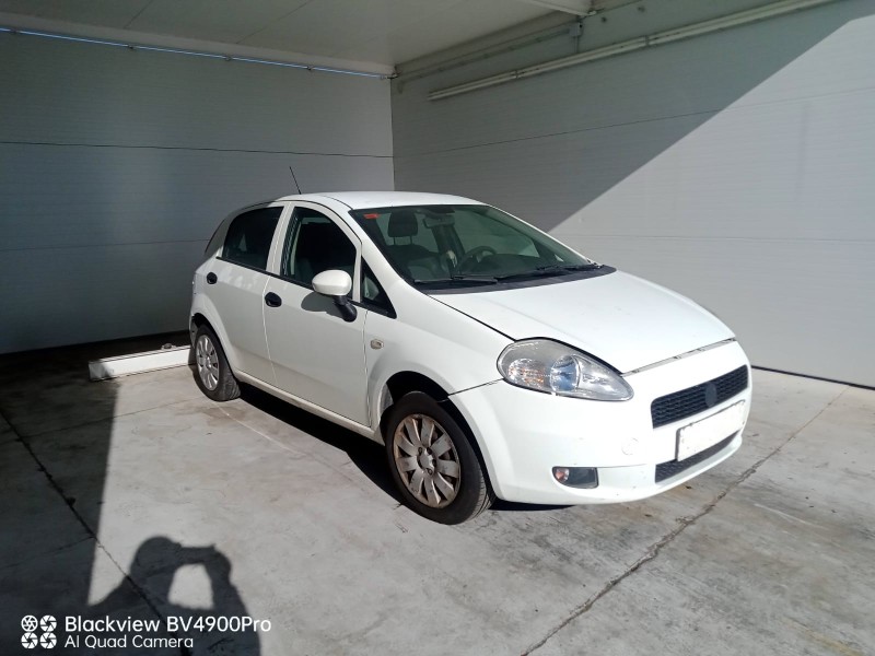 fiat grande punto (199_) del año 2011