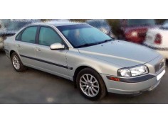 VOLVO S80 BERLINA