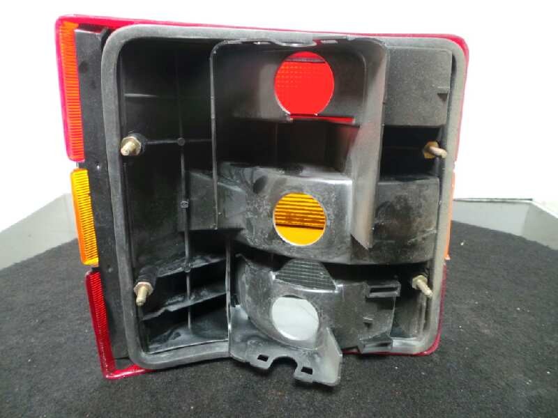 Recambio de piloto trasero derecho para seat ibiza referencia OEM IAM 04206001D AMBAR - NUEVO 85.