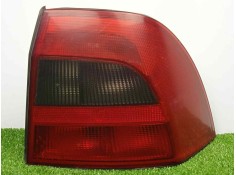 Recambio de piloto trasero derecho para opel vectra b berlina 2.0 dti referencia OEM IAM  VECTRA.B - 5.PUERTAS 99-02 - NEGRO