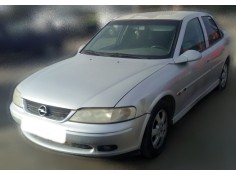 OPEL VECTRA B BERLINA