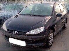 PEUGEOT 206 BERLINA