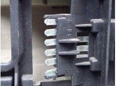 Recambio de piloto trasero derecho para opel vectra b berlina 2.0 dti referencia OEM IAM  VECTRA.B - 5.PUERTAS 99-02 - NEGRO 2