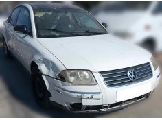 VOLKSWAGEN PASSAT BERLINA (3B3)